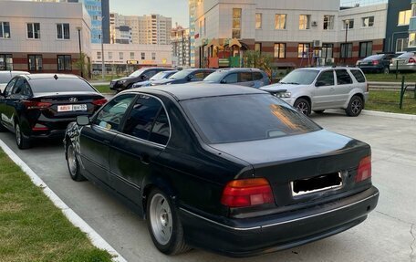 BMW 5 серия, 1998 год, 244 444 рублей, 2 фотография