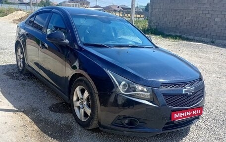 Chevrolet Cruze II, 2010 год, 2 фотография