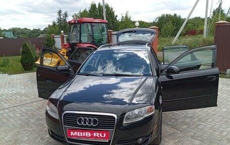 Audi A4, 2006 год, 715 000 рублей, 1 фотография