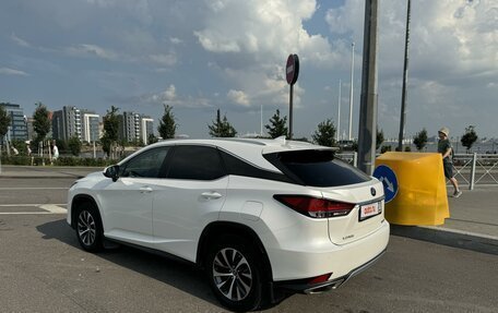 Lexus RX IV рестайлинг, 2021 год, 6 100 000 рублей, 7 фотография