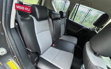 Toyota Land Cruiser Prado 150 рестайлинг 2, 2016 год, 2 909 000 рублей, 9 фотография