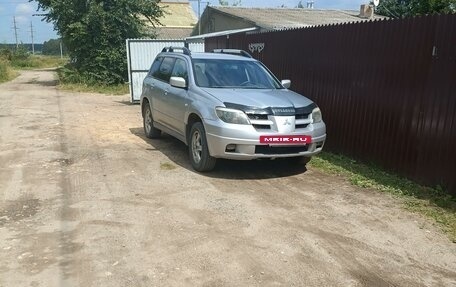 Mitsubishi Outlander III рестайлинг 3, 2003 год, 500 000 рублей, 3 фотография