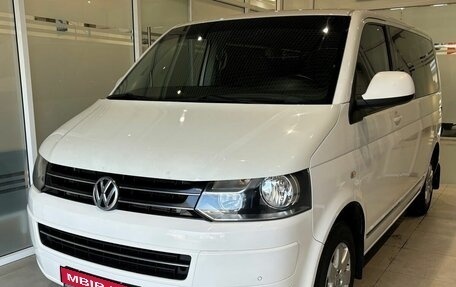 Volkswagen Caravelle T5, 2010 год, 1 870 000 рублей, 1 фотография