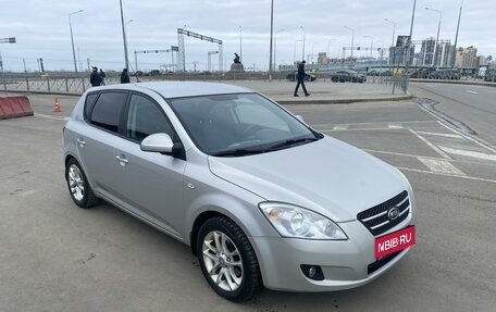 KIA cee'd I рестайлинг, 2009 год, 650 000 рублей, 1 фотография