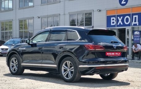 Volkswagen Touareg III, 2018 год, 4 700 000 рублей, 8 фотография