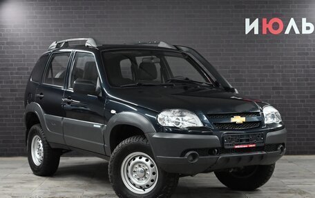 Chevrolet Niva I рестайлинг, 2014 год, 780 000 рублей, 3 фотография