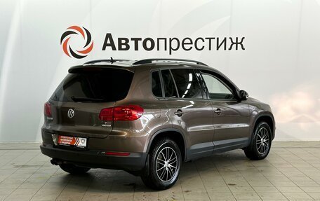 Volkswagen Tiguan I, 2015 год, 1 595 000 рублей, 5 фотография