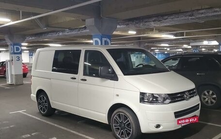 Volkswagen Transporter T5 рестайлинг, 2003 год, 1 299 000 рублей, 2 фотография