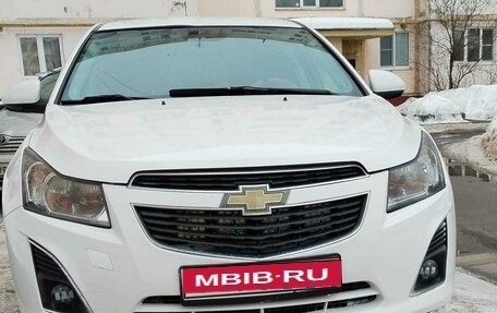 Chevrolet Cruze II, 2013 год, 520 000 рублей, 2 фотография