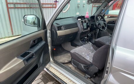 Mitsubishi Pajero iO, 1999 год, 600 000 рублей, 9 фотография