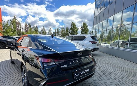 Hyundai Elantra, 2023 год, 2 290 000 рублей, 4 фотография