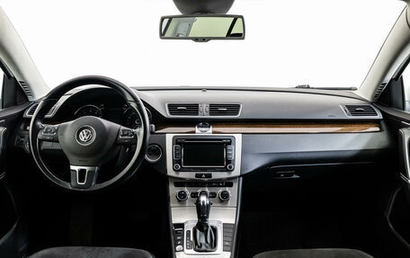 Volkswagen Passat B7, 2013 год, 1 099 000 рублей, 10 фотография