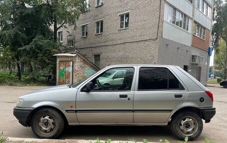 Ford Fiesta, 1992 год, 170 000 рублей, 2 фотография