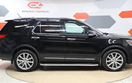 Ford Explorer VI, 2018 год, 2 590 000 рублей, 4 фотография