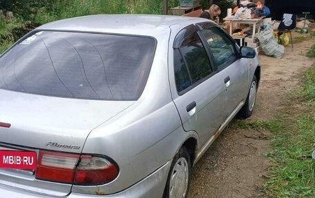 Nissan Almera, 1998 год, 100 000 рублей, 1 фотография