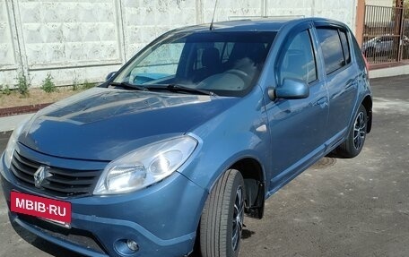 Renault Sandero I, 2011 год, 478 000 рублей, 3 фотография