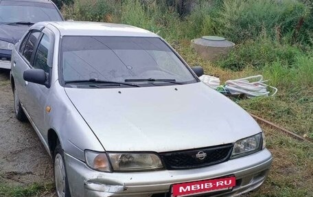 Nissan Almera, 1998 год, 100 000 рублей, 4 фотография