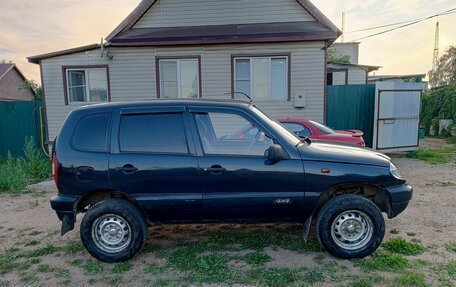 Chevrolet Niva I рестайлинг, 2006 год, 450 000 рублей, 3 фотография