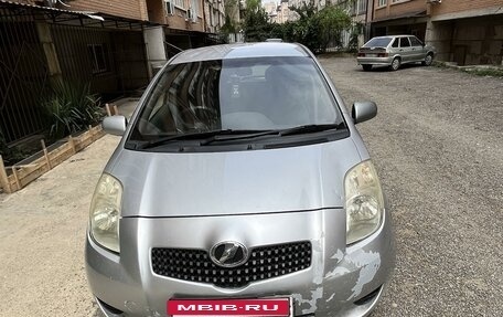 Toyota Vitz, 2005 год, 550 000 рублей, 2 фотография