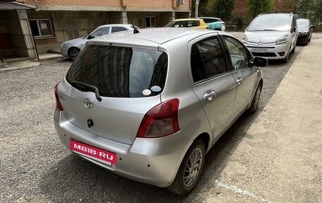 Toyota Vitz, 2005 год, 550 000 рублей, 4 фотография