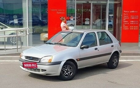 Ford Fiesta, 2000 год, 199 000 рублей, 1 фотография