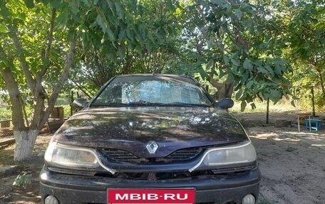 Renault Laguna II, 1994 год, 100 000 рублей, 1 фотография