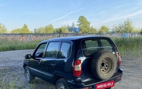 Chevrolet Niva I рестайлинг, 2004 год, 260 000 рублей, 8 фотография