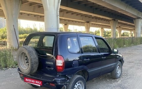 Chevrolet Niva I рестайлинг, 2004 год, 260 000 рублей, 10 фотография