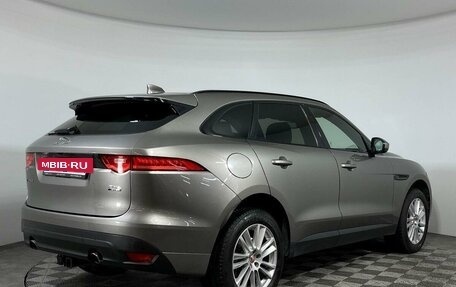 Jaguar F-Pace, 2017 год, 2 690 000 рублей, 5 фотография