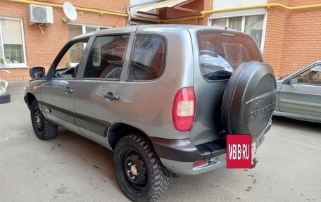 Chevrolet Niva I рестайлинг, 2005 год, 360 000 рублей, 2 фотография