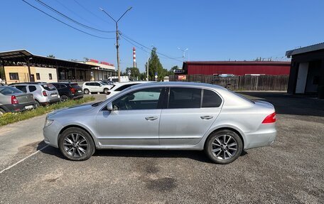 Skoda Superb III рестайлинг, 2010 год, 1 100 000 рублей, 4 фотография