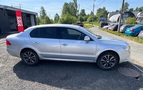 Skoda Superb III рестайлинг, 2010 год, 1 100 000 рублей, 5 фотография