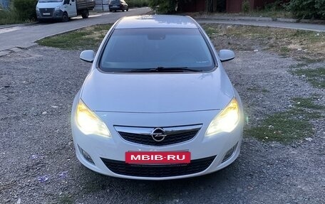 Opel Astra J, 2012 год, 1 000 000 рублей, 2 фотография