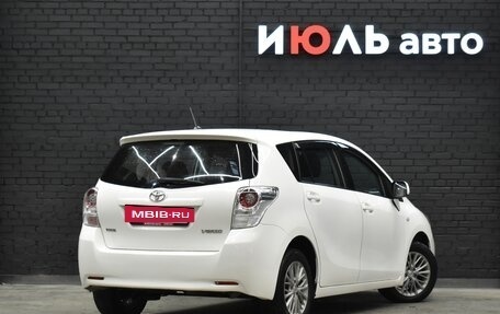 Toyota Verso I, 2011 год, 1 380 000 рублей, 6 фотография