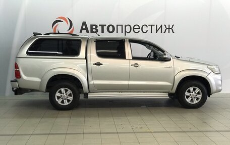 Toyota Hilux VII, 2012 год, 2 900 000 рублей, 24 фотография