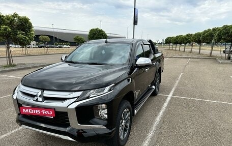 Mitsubishi L200 IV рестайлинг, 2021 год, 4 500 000 рублей, 4 фотография