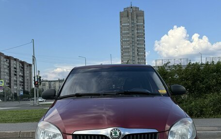 Skoda Fabia II, 2009 год, 549 000 рублей, 2 фотография