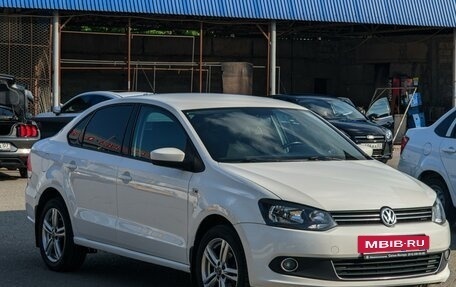 Volkswagen Polo VI (EU Market), 2012 год, 850 000 рублей, 2 фотография