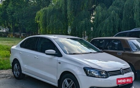 Volkswagen Polo VI (EU Market), 2012 год, 850 000 рублей, 6 фотография