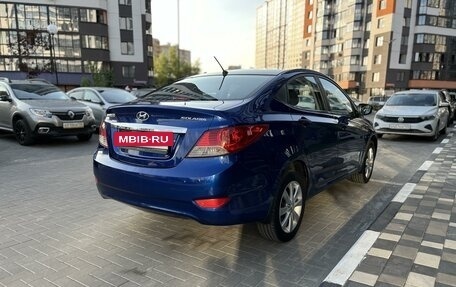 Hyundai Solaris II рестайлинг, 2012 год, 975 000 рублей, 7 фотография