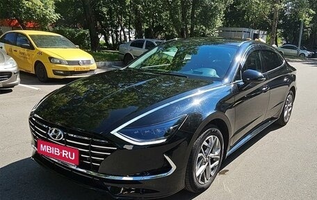 Hyundai Sonata VIII, 2021 год, 3 100 000 рублей, 3 фотография