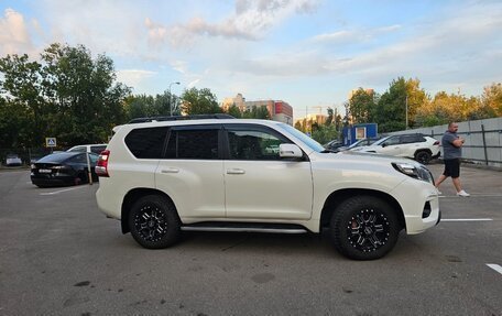 Toyota Land Cruiser Prado 150 рестайлинг 2, 2016 год, 4 150 000 рублей, 3 фотография