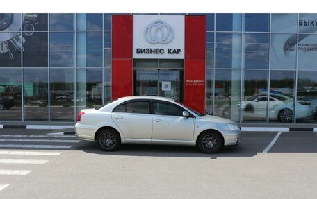 Toyota Avensis III рестайлинг, 2005 год, 755 000 рублей, 7 фотография