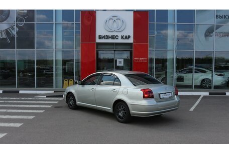 Toyota Avensis III рестайлинг, 2005 год, 755 000 рублей, 4 фотография