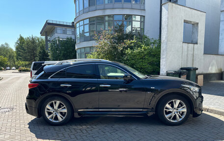 Infiniti QX70, 2017 год, 2 999 000 рублей, 7 фотография