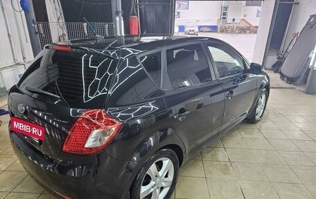 KIA cee'd I рестайлинг, 2010 год, 870 000 рублей, 7 фотография