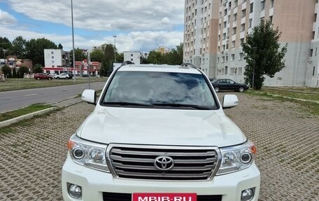 Toyota Land Cruiser 200, 2013 год, 4 700 000 рублей, 2 фотография