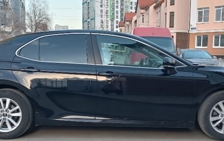 Toyota Camry, 2019 год, 2 800 000 рублей, 3 фотография