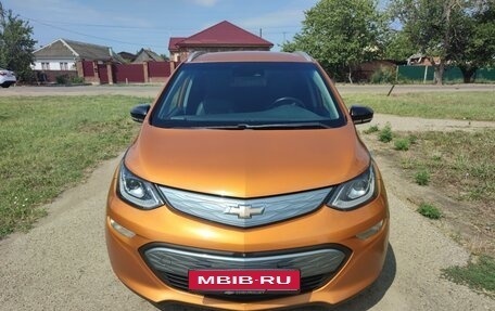 Chevrolet Bolt, 2017 год, 2 050 000 рублей, 1 фотография