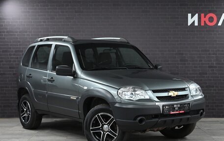 Chevrolet Niva I рестайлинг, 2016 год, 806 000 рублей, 4 фотография